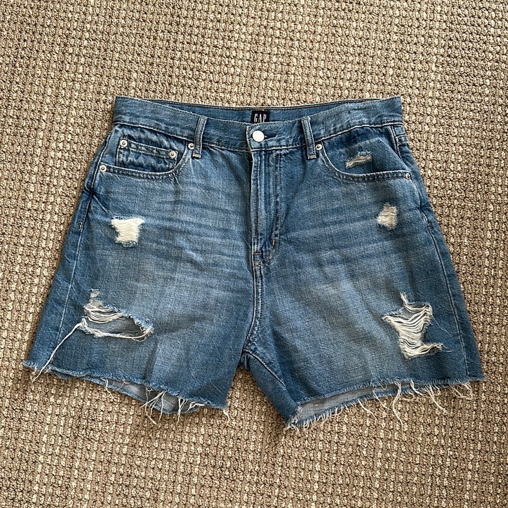 Gap 5” Jean Shorts